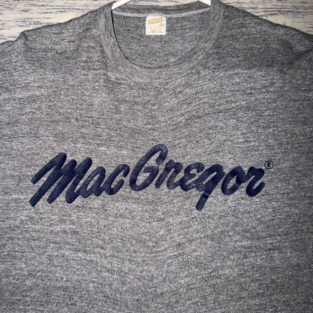 Vintage 80's MacGregor Single Stitch Graphic Grey T-Shirt Mens Large Crop Top